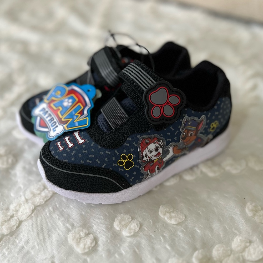 NWT Toddler size 9 Paw Patrol Sneakers
